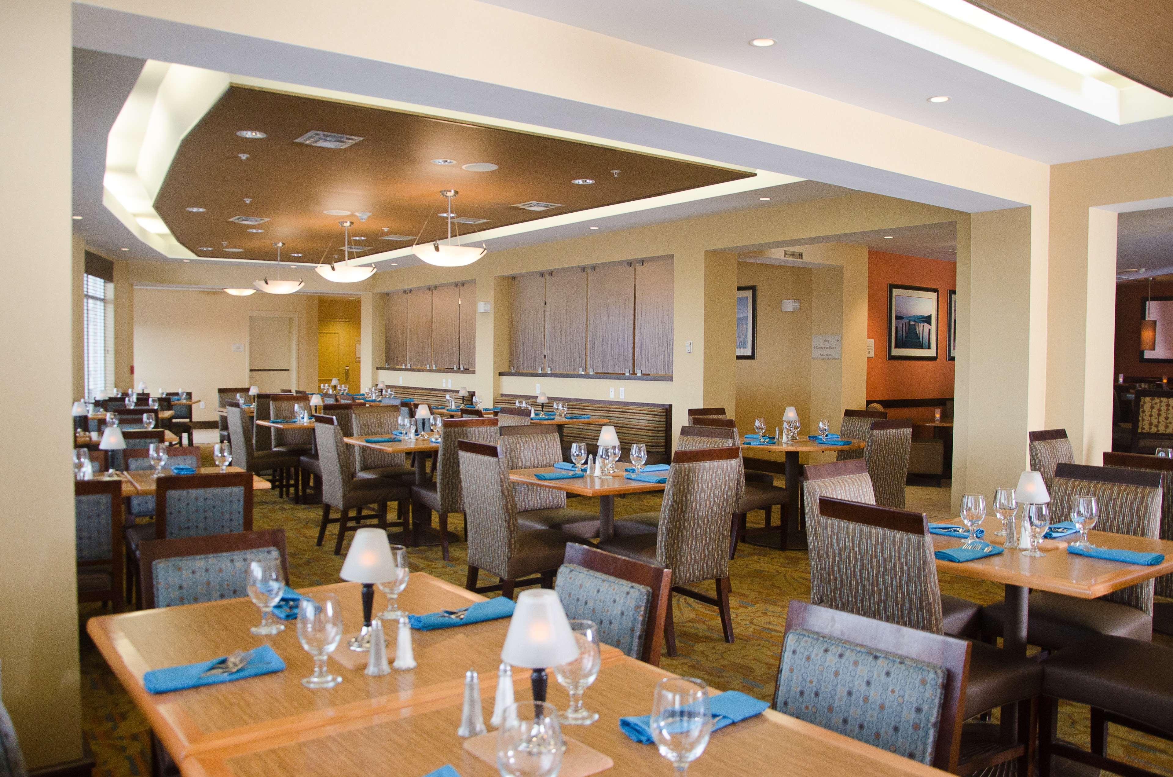 Hilton Garden Inn Watertown Extérieur photo