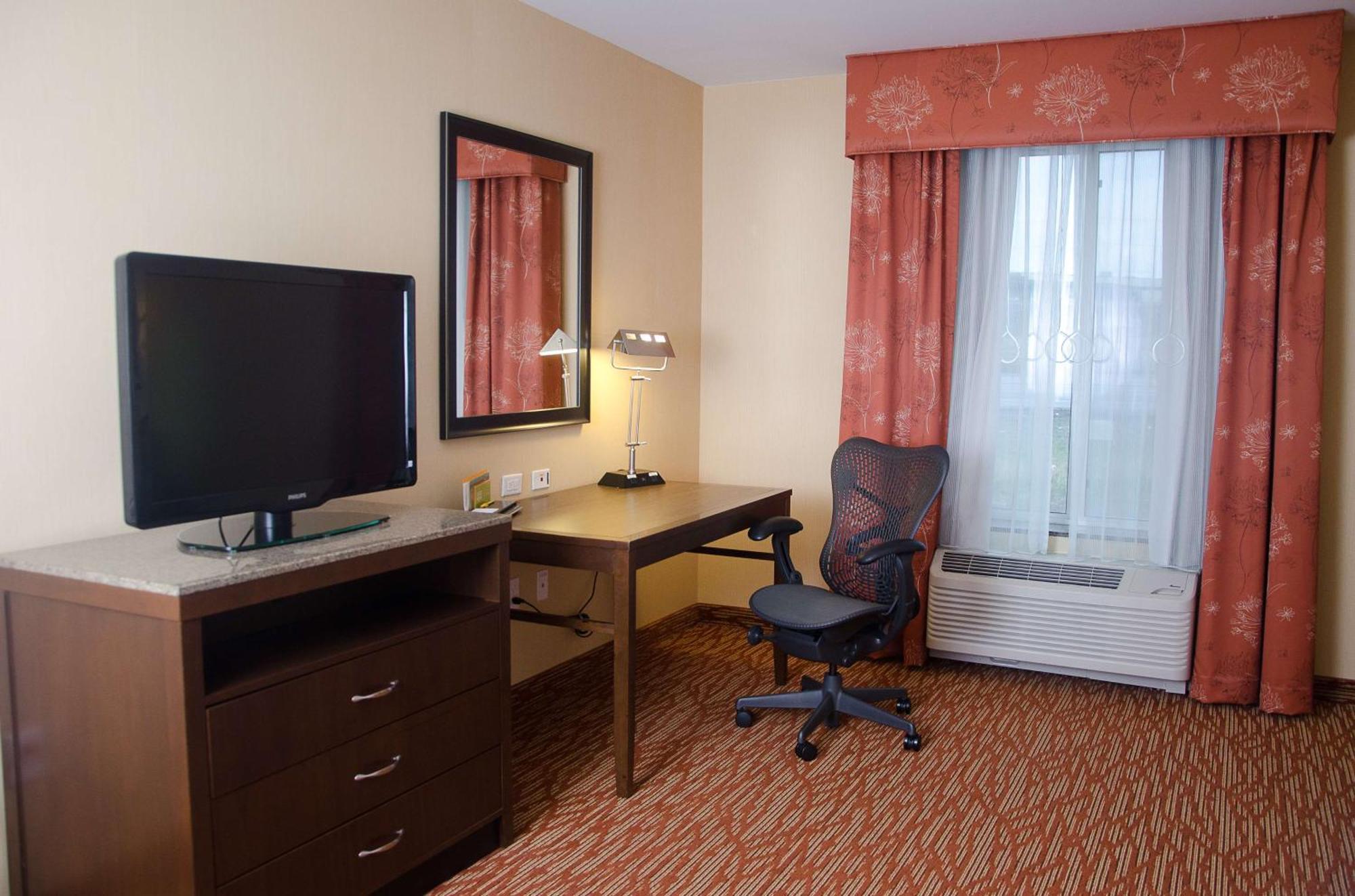 Hilton Garden Inn Watertown Extérieur photo