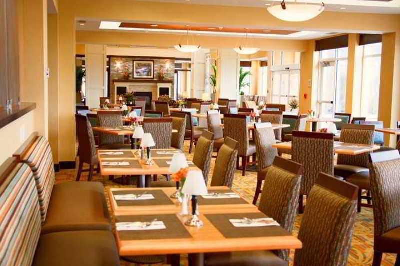 Hilton Garden Inn Watertown Restaurant photo